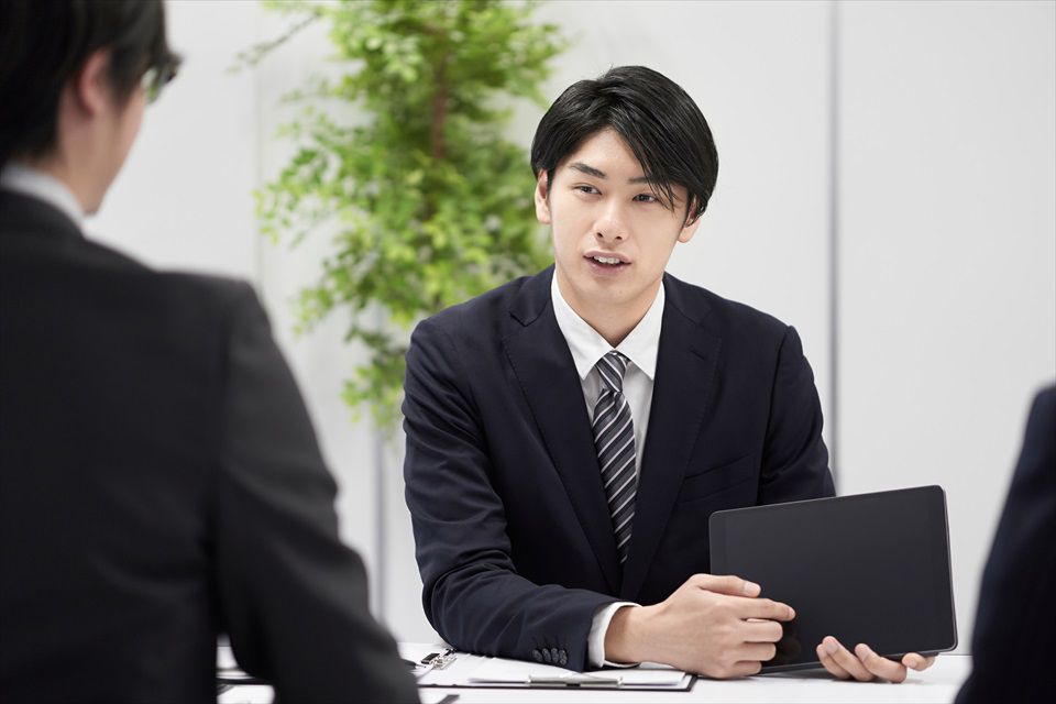 ビズリーチが切り拓く未来のハイクラス転職革命と成功の秘密